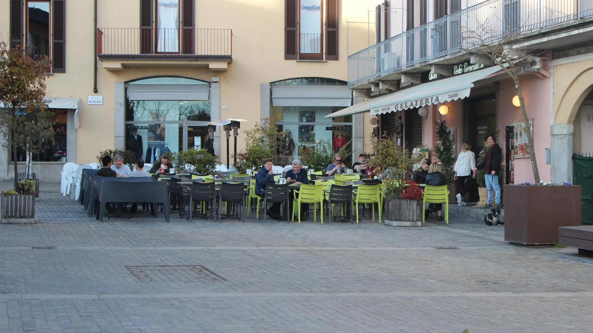 Like Home XX Settembre Sesto Calende 0*,  Italia